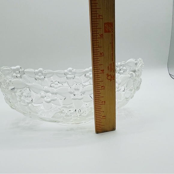Elegant Clear Floral Glass Bowl Mikasa Germany - Picture 4 of 13